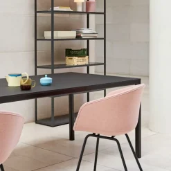 About a Chair AAC 27 pieds noirs