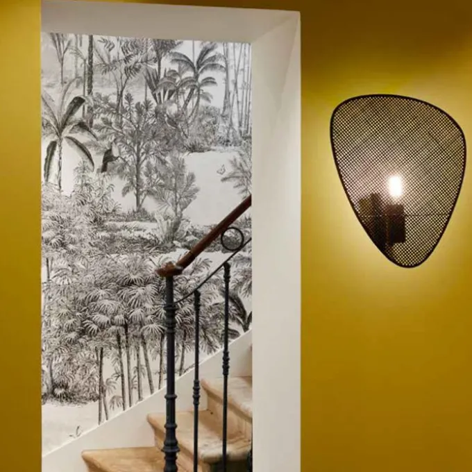 Applique Screen
