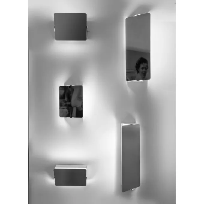 Applique à volet pivotant