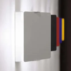 Applique à volet pivotant LED