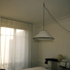 Ava Cone - Suspension