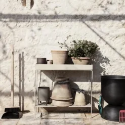 Bac à plantes ou rangement à deux niveaux Plant Box