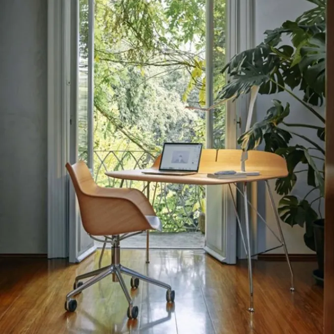 Bureau earl of wood