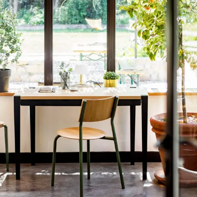 Bureau Monochrome - Bois éco-certifié