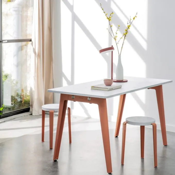 Bureau New Modern en Plastique Recyclé