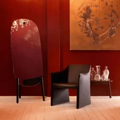 Cap Chair 2