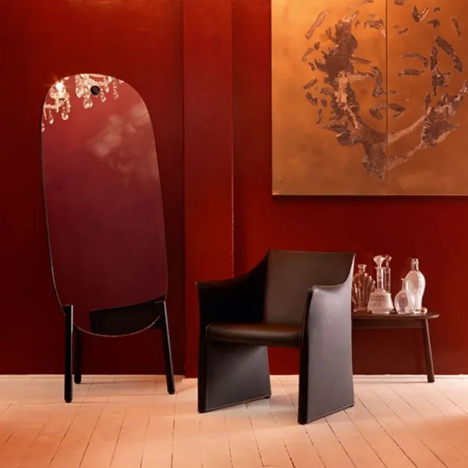 Cap Chair 2