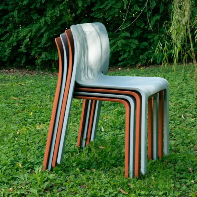 Chair First (Outlet)