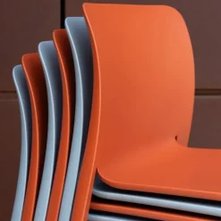 Chair First (Outlet)