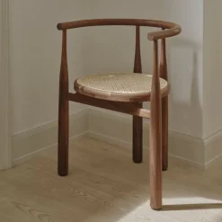 Chaise Bukowski