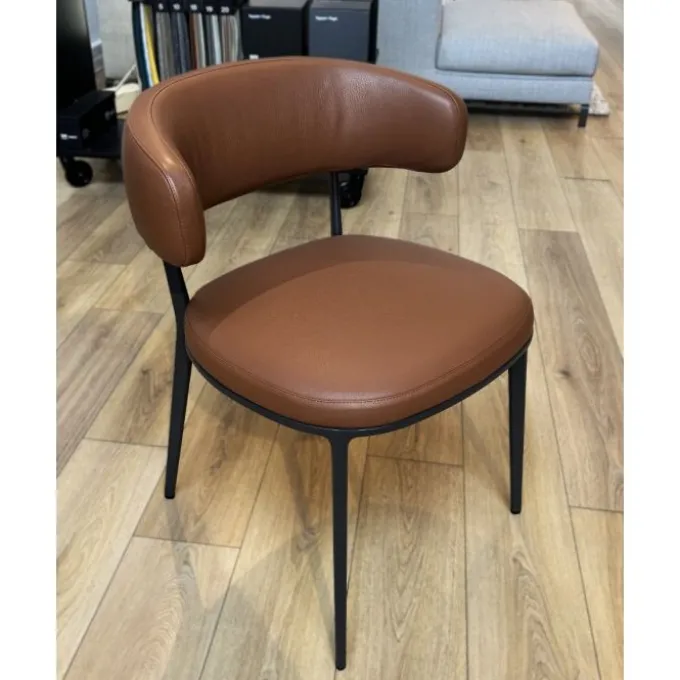 Chaise Caratos - SCA57A - Cuir Koto Cognac (Outlet)