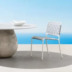 Chaise Inout 823