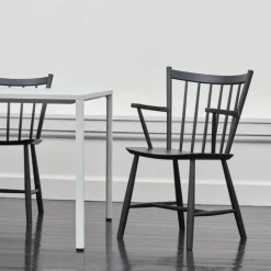 Chaise J42