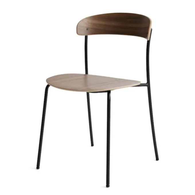 Chaise Missing
