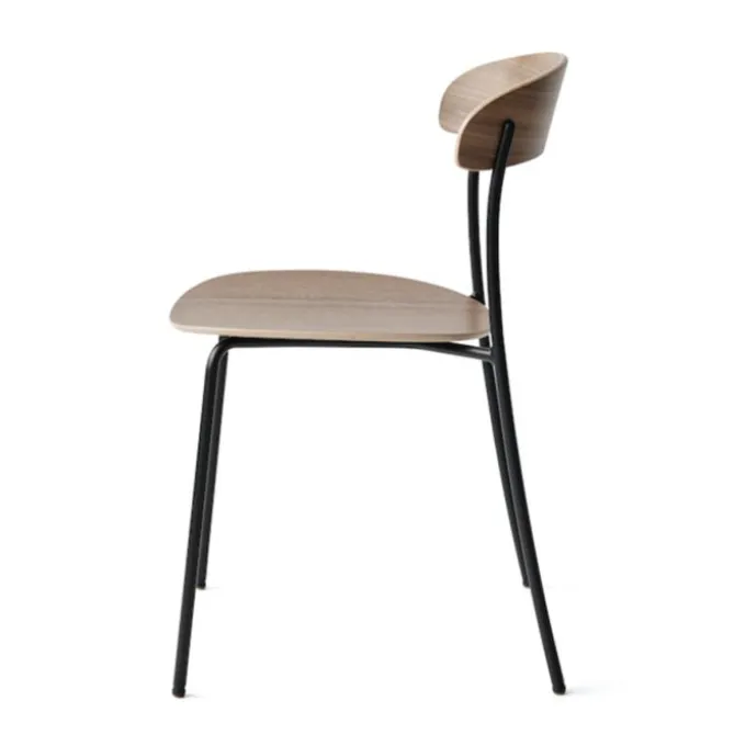 Chaise Missing