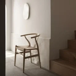 CH24 "The Wishbone Chair"