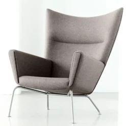 CH445 "Wing Chair"