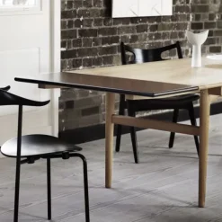 Ch88T Chaise