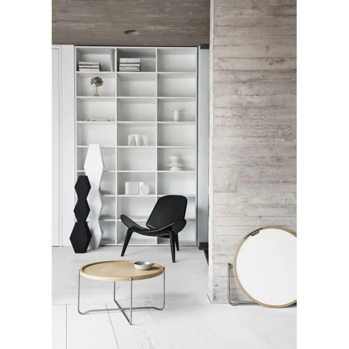 CH07 The shell chair