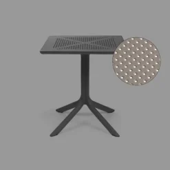 Clip 70 - Table