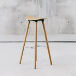 Coma Wood Tabouret