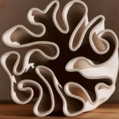 Dedali vase