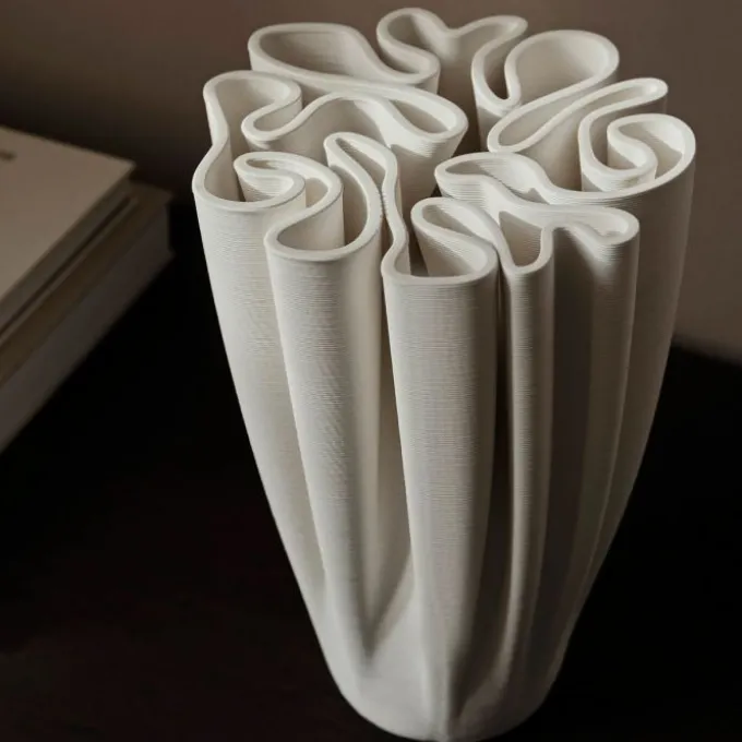 Dedali vase