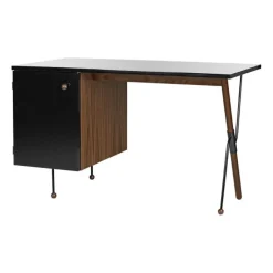 Desk 62