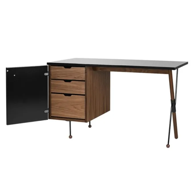 Desk 62