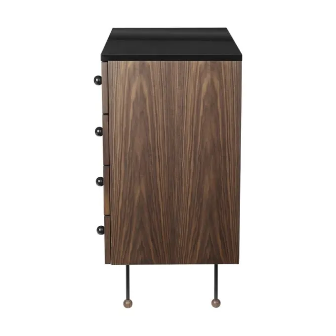 Dresser 62