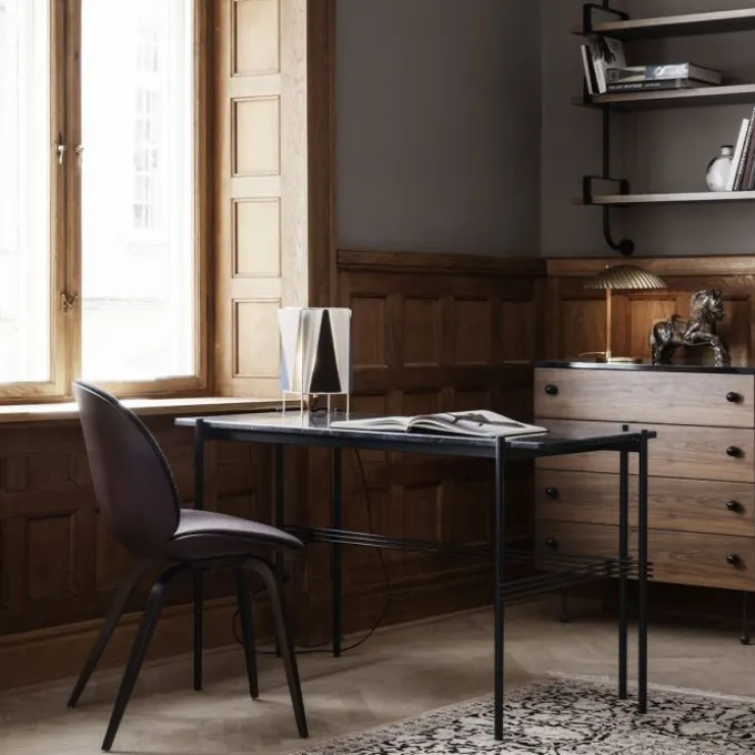Dresser 62