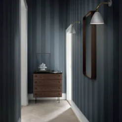 Dresser 62