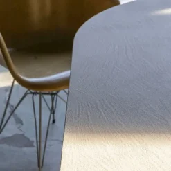 Elephante - Table