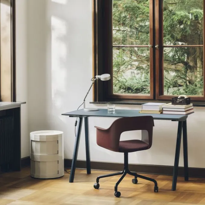 Facet cabinet 20