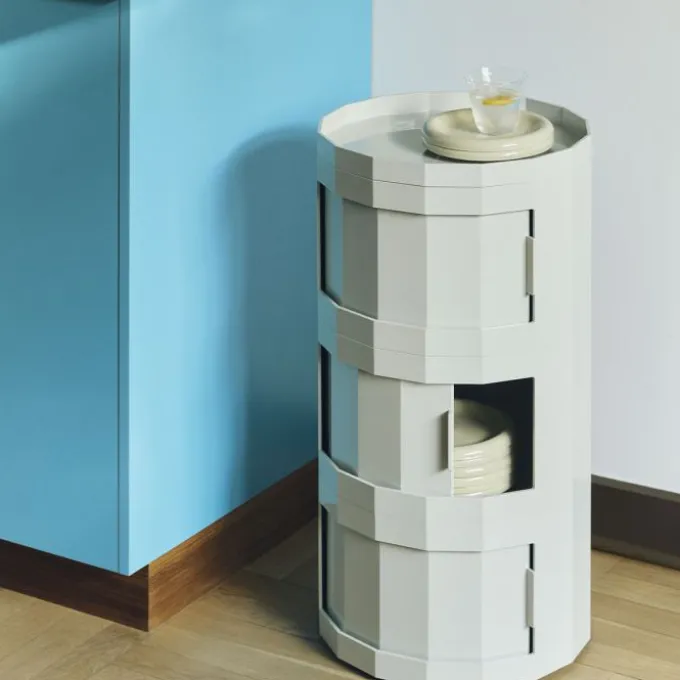 Facet cabinet 30