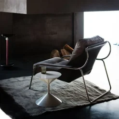 Fauteuil et ottoman Maggiolina