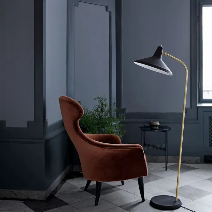 G-10 Lampadaire