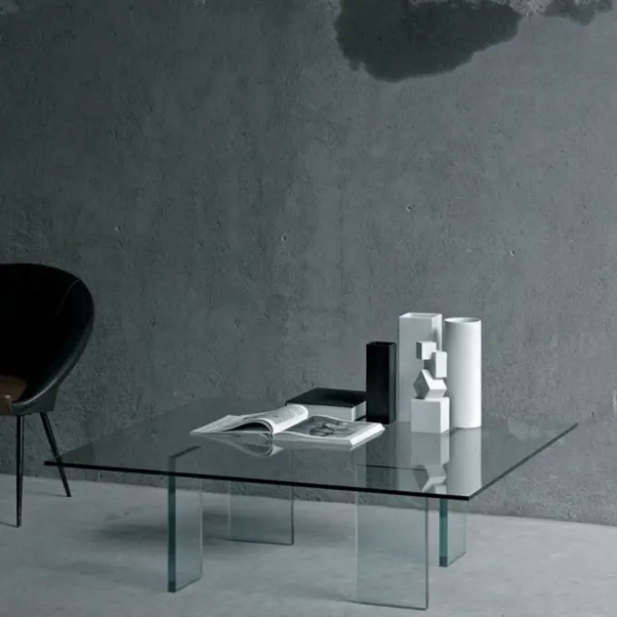 Glass Table (1976)