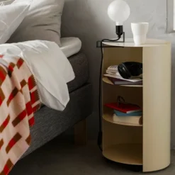 Hide - Pedestal