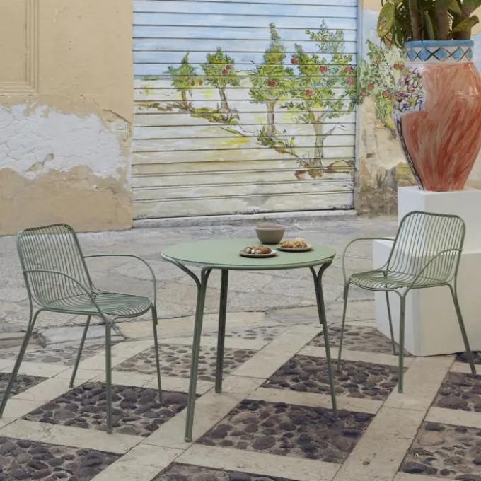 Hiray Table