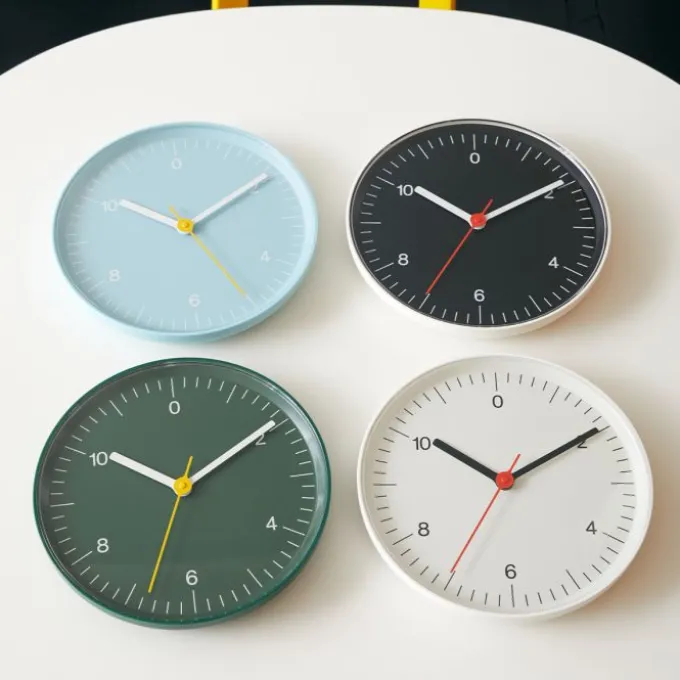 Horloge murale by Jasper Morrison
