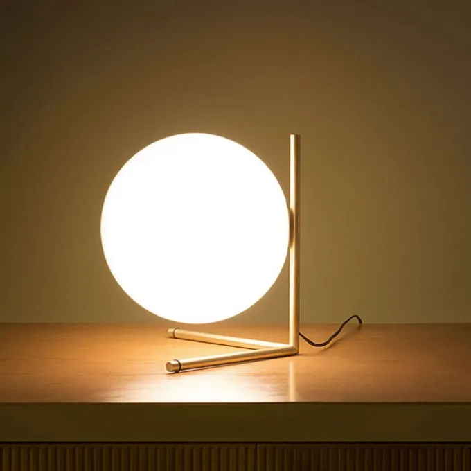 IC T2 lampe à poser