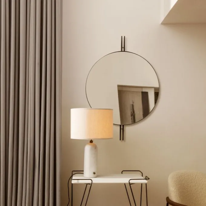 IOI Wall Mirror