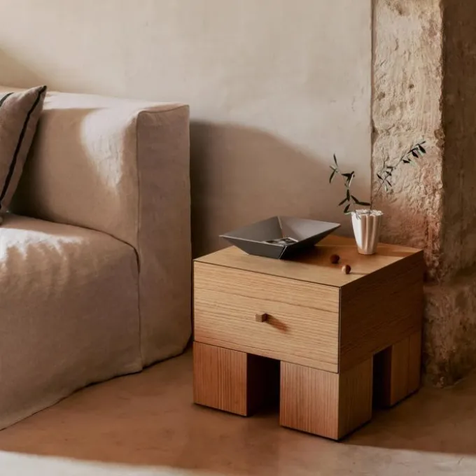 Kuben - Table de chevet