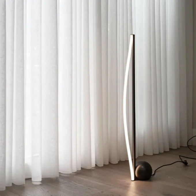 Lampadaire Bow