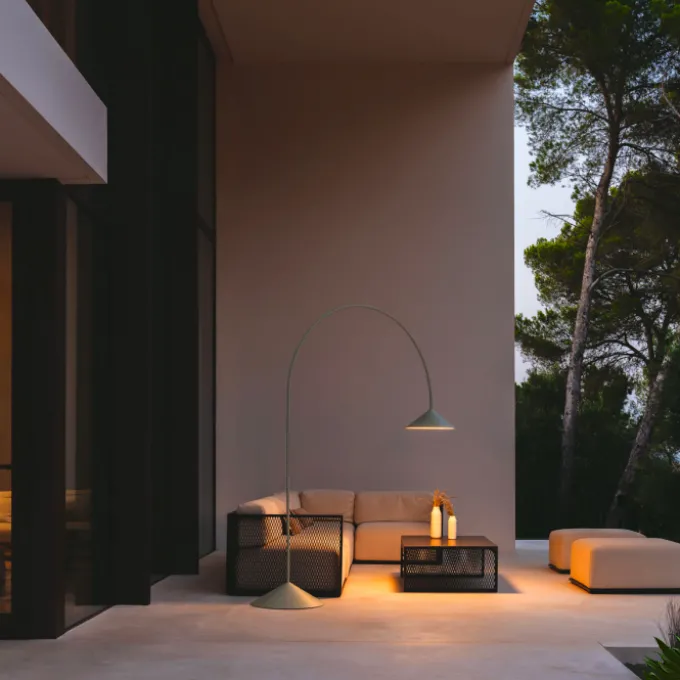 Lampadaire Out