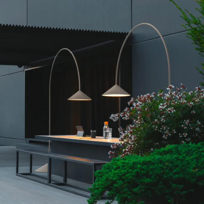 Lampadaire Out
