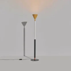 Lampadaire Pyl