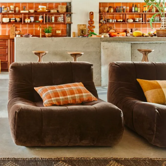 Lazy lounge chair
