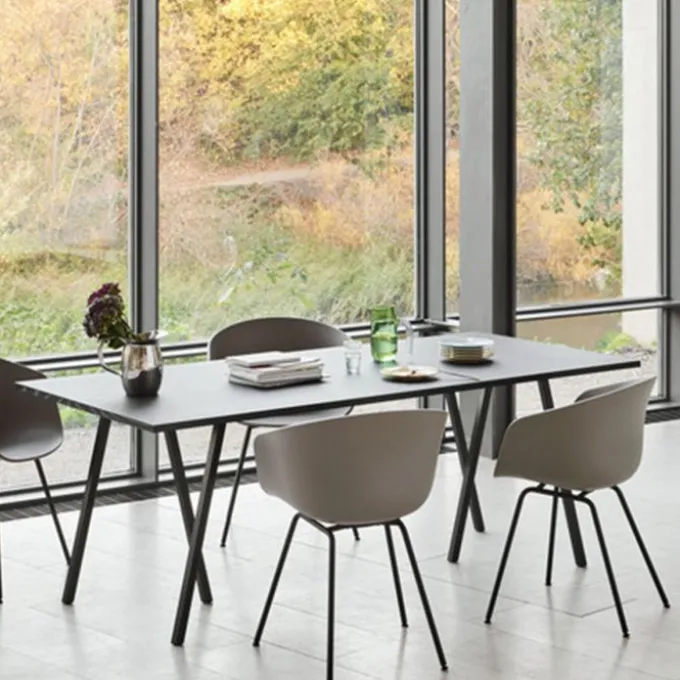 Loop Stand Table